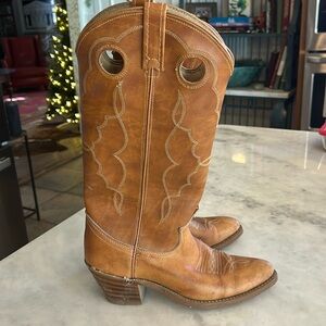 Tan vintage cowboy boots
